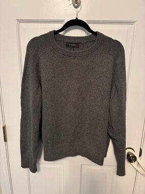 Banana Republic charcoal grey sweater. Size XL.